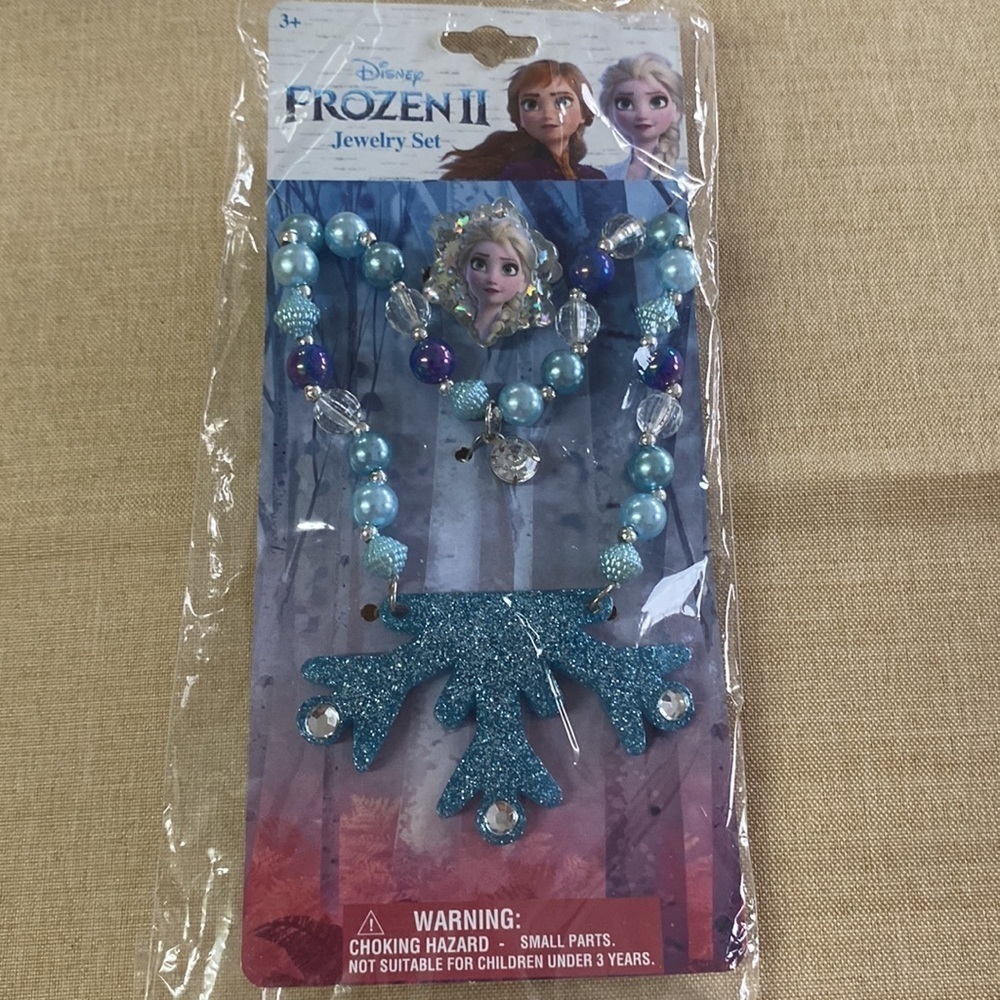 #8-Disney Frozen II Jewelry Set (AO) - Picture 2 of 5